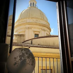 Conte Di Cavour Noto